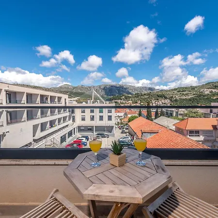 Skyline دوبروفينك