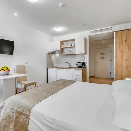 Apartament Skyline *