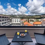 Skyline Apartman *