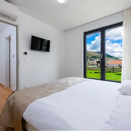 Skyline Appartement *